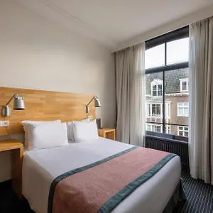 https://vondel.amsterdamhotelsnl.com