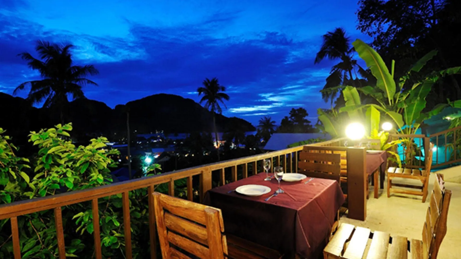 Phi Phi Arboreal Resort  Phi Phi Don